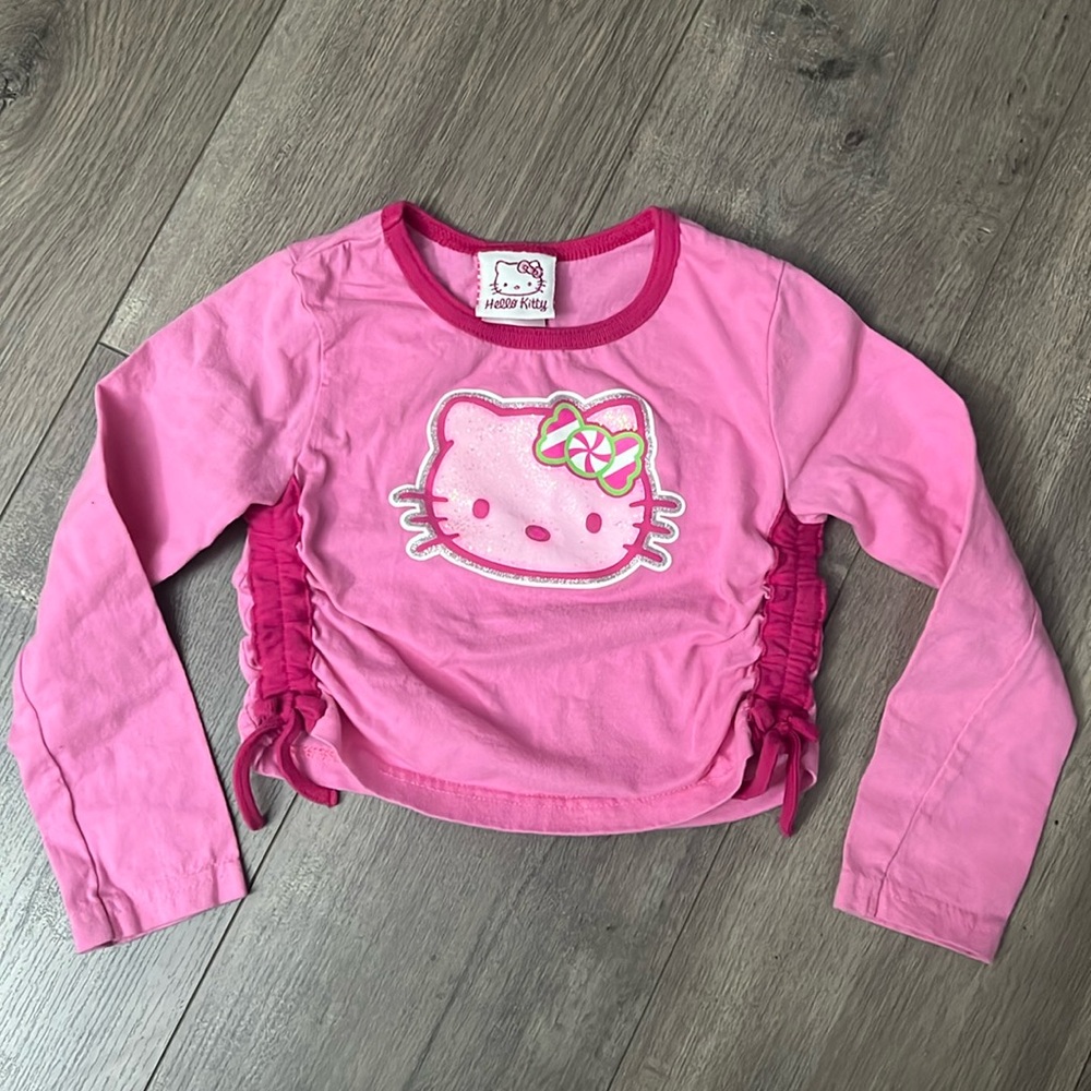 Vintage Sanrio Hello Kitty shirt (RARE Y2K)